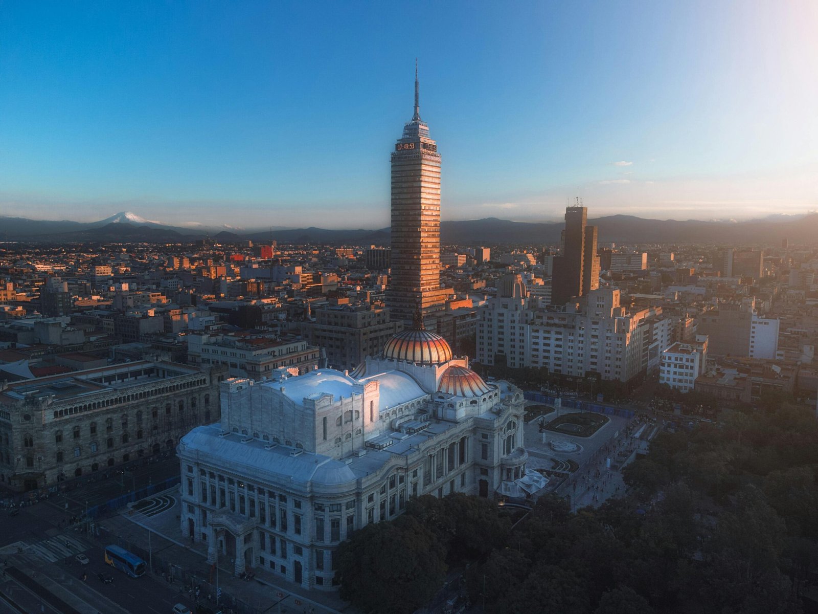 Ciudad de México desde el aire, contaminación urbana